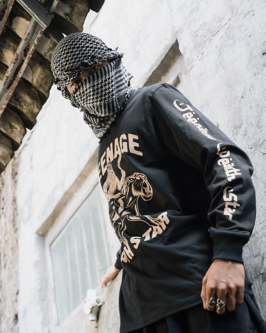 teenage death store - FSLR ARABIAN BLACK LONGSLLEVE